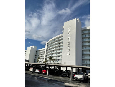 Beach Condo For Sale in Pompano Beach, Florida
