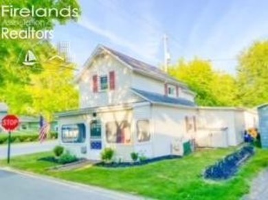Beach Home For Sale in Lakeside, Ohio