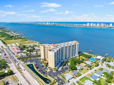 Beach Condo For Sale in South Daytona, Florida