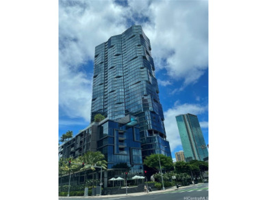 Beach Condo For Sale in Honolulu, Hawaii