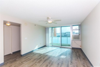 Beach Condo For Sale in Honolulu, Hawaii