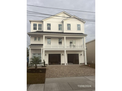 Beach Home For Sale in North Myrtle Beach, South Carolina