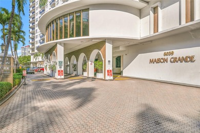 Beach Condo For Sale in Miami Beach, Florida