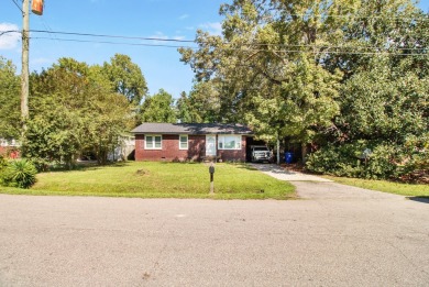 Beach Home For Sale in North Charleston, South Carolina