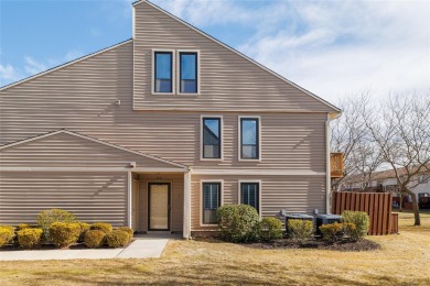 Beach Home Sale Pending in Oceanside, New York