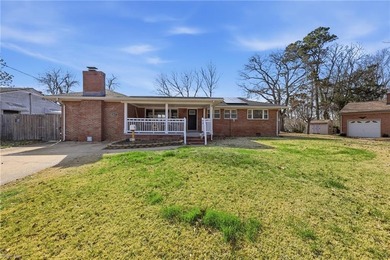 Beach Home For Sale in Norfolk, Virginia