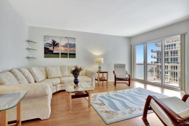 Beach Condo For Sale in Hillsboro Beach, Florida