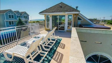 Beach Home For Sale in Point Pleasant Beach, New Jersey