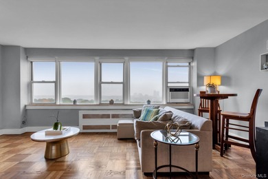 Beach Home Sale Pending in Bronx, New York