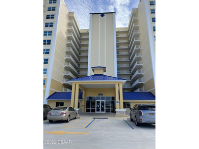 Beach Condo For Sale in Daytona Beach Shores, Florida