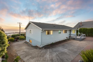 Beach Home For Sale in Pacific City, Oregon