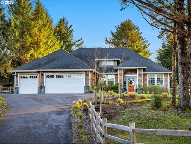 Beach Home For Sale in Warrenton, Oregon