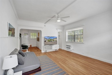 Beach Condo For Sale in Miami Beach, Florida
