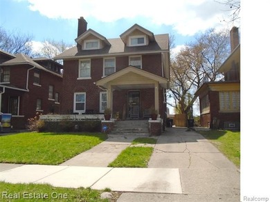 Beach Home For Sale in Detroit, Michigan