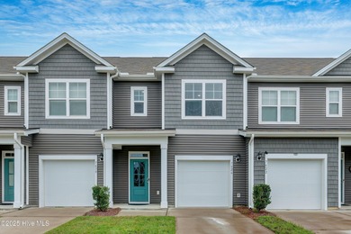 Beach Townhome/Townhouse For Sale in Leland, North Carolina