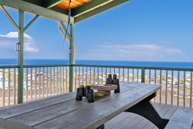 Beach Home For Sale in Captain Cook, Hawaii