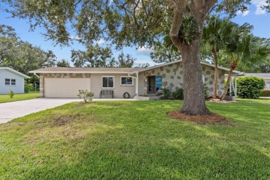 Beach Home Sale Pending in Dunedin, Florida