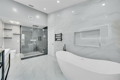 Beach Home For Sale in Coral Springs, Florida