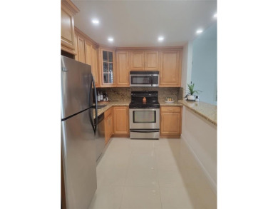Beach Condo For Sale in Sunny Isles Beach, Florida