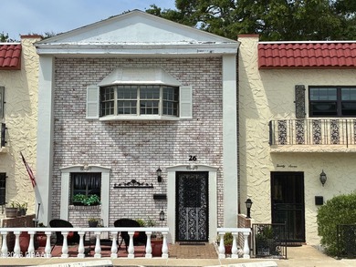 Beach Townhome/Townhouse For Sale in Daytona Beach, Florida