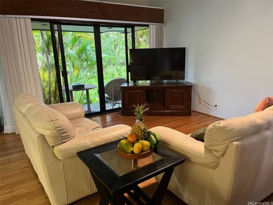 Beach Condo Sale Pending in Kailua, Hawaii