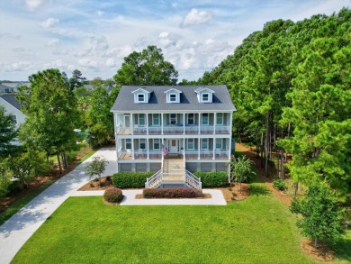 Beach Home For Sale in Mount Pleasant, South Carolina