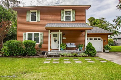 Beach Home Sale Pending in Havelock, North Carolina