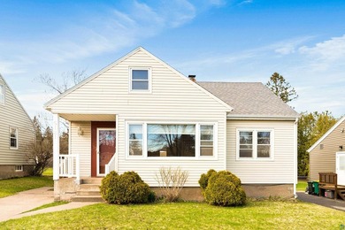 Beach Home For Sale in Duluth, Minnesota