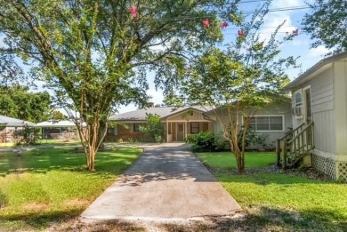 Beach Home For Sale in Theodore, Alabama