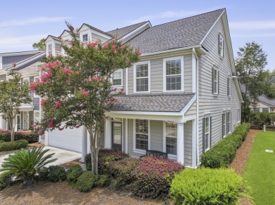 Beach Home For Sale in Mount Pleasant, South Carolina