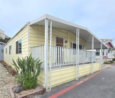 Beach Home Sale Pending in Huntington Beach, California