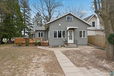 Beach Home For Sale in Duluth, Minnesota