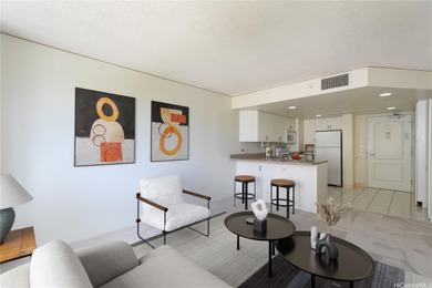 Beach Condo For Sale in Honolulu, Hawaii