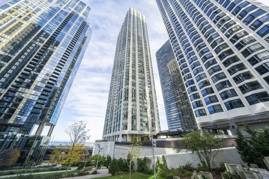 Beach Condo For Sale in Chicago, Illinois
