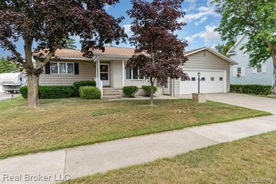 Beach Home Active Under Contract in Alpena, Michigan