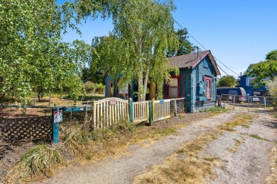 Beach Home For Sale in Santa Cruz, California