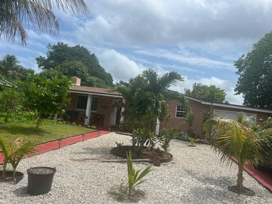 Beach Home For Sale in West Palm Beach, Florida