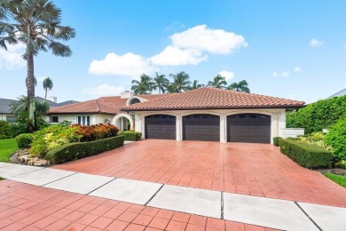 Beach Home For Sale in Boca Raton, Florida