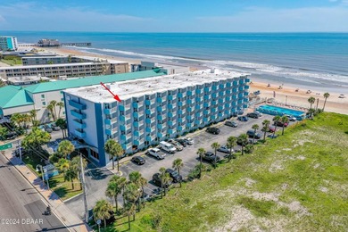 Beach Condo For Sale in Daytona Beach, Florida