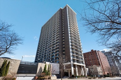 Beach Condo Active Under Contract in Chicago, Illinois