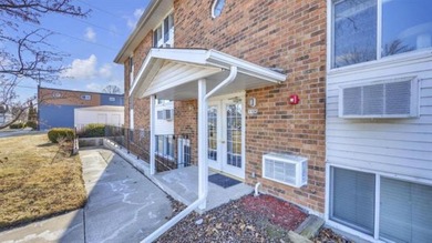 Beach Condo For Sale in Sheboygan, Wisconsin