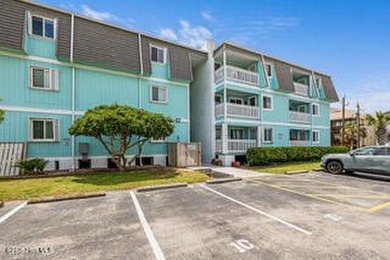Beach Condo For Sale in Carolina Beach, North Carolina
