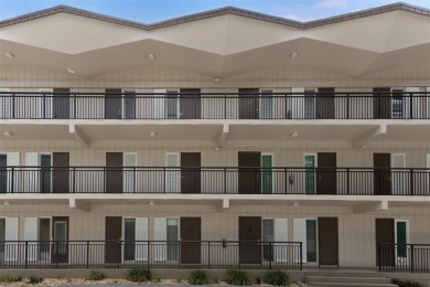 Beach Condo For Sale in Lauderdale By The Sea, Florida