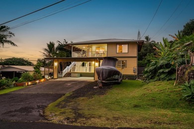 Beach Home For Sale in Kailua Kona, Hawaii