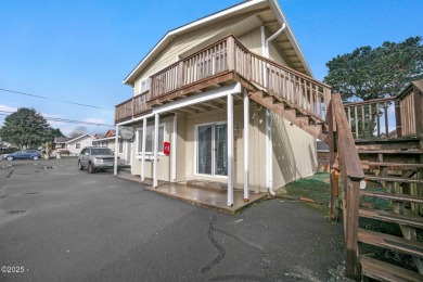 Beach Home For Sale in Seaside, Oregon