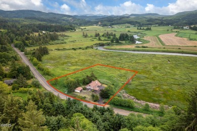 Beach Home For Sale in Cloverdale, Oregon