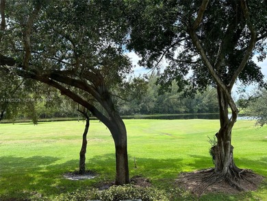 Beach Condo For Sale in Pembroke Pines, Florida