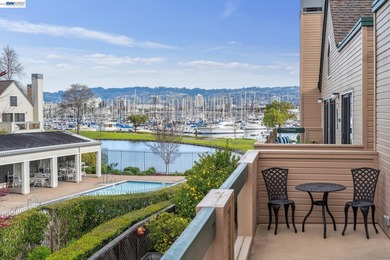 Beach Condo For Sale in Alameda, California