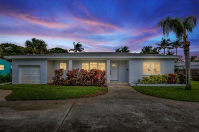 Beach Home For Sale in West Palm Beach, Florida