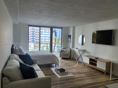 Beach Condo For Sale in Hallandale Beach, Florida